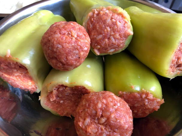 Plnená paprika so silnou paradajkovou omáčkou (fotorecept) - obrázok 4
