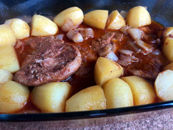 Marinované rezne pečené so zemiakmi (fotorecept) - obrázok 6