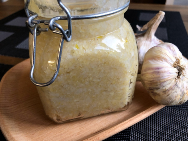 Cesnaková pasta s tukom (fotorecept) - obrázok 4