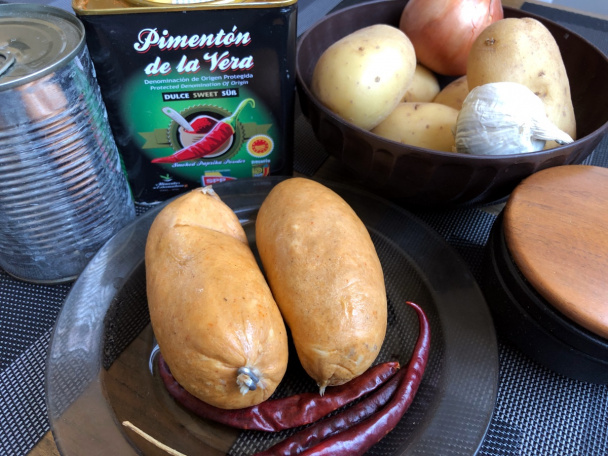 Zemiakový guláš s fazuľou (fotorecept) - obrázok 1