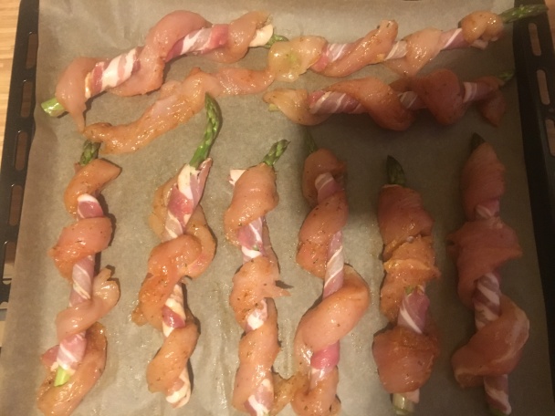 Kurací twist so špargľou a slaninou (fotorecept) - obrázok 4