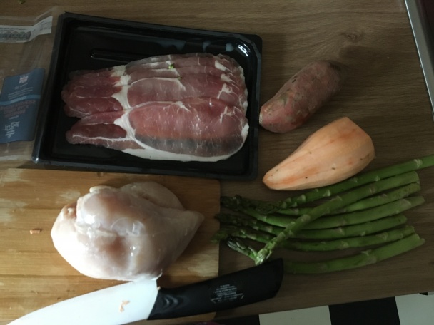 Kurací twist so špargľou a slaninou (fotorecept) - obrázok 1