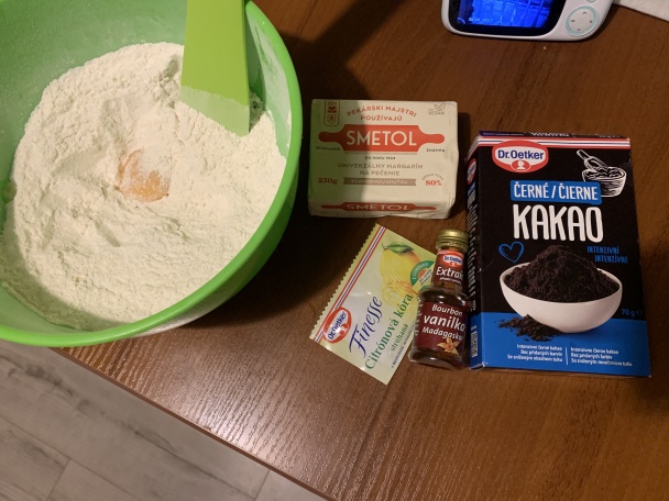 Linecké koláčiky s čiernym kakaom (fotorecept) - obrázok 1