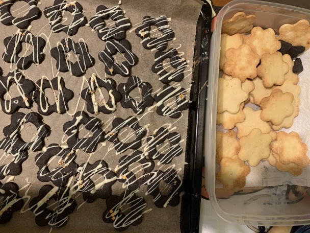 Linecké koláčiky s čiernym kakaom (fotorecept) - obrázok 5