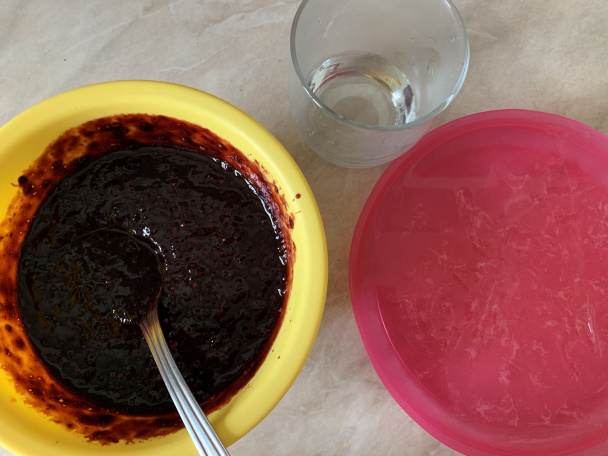 Nepečená torta s čokoládou a ovocným želé (fotorecept) - obrázok 8