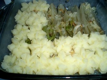 Čakanka s cibuľkou a cesnakom zapekaná so zemiakovou kašou (fotorecept) - obrázok 8