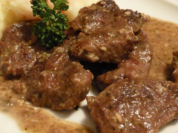 Cesnakový hovädzí močing na majoránke - obrázok 1