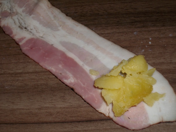 Zapečené slaninové zemiaky s vaječným okom (fotorecept) - obrázok 2