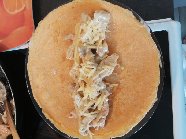 Slané palacinky plnené sírovcom na smotane (fotorecept) - obrázok 11