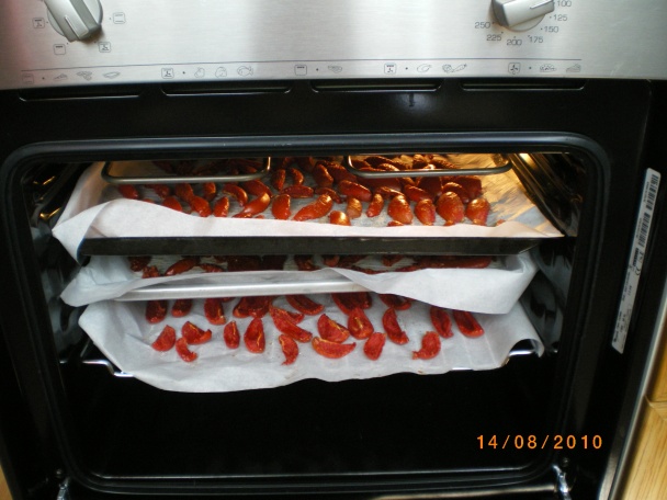 Nakladanie sušených paradajok - obrázok 2