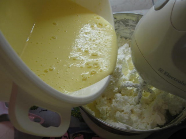 Torta s tvarohovým krémom (fotorecept) - obrázok 4