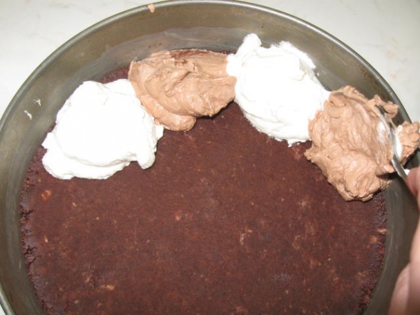 Cheesecake s tmavou a bielou čokoladou (fotorecept) - obrázok 11