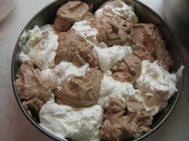 Cheesecake s tmavou a bielou čokoladou (fotorecept) - obrázok 12