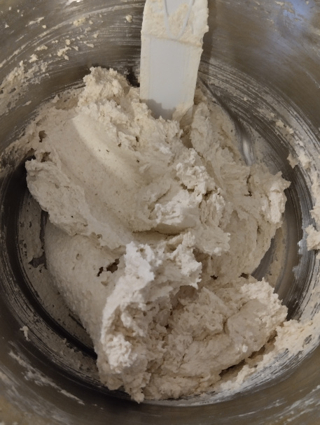 Plnka s maslovými sušienkami pod fondán  - obrázok 1