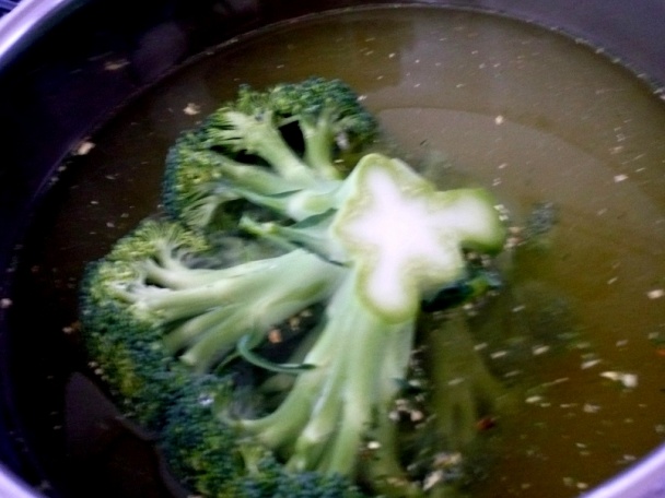 Brokolica so syrom a paradajkami (fotorecept) - obrázok 1