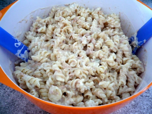 Cestovinový šalát s tuniakom (fotorecept) - obrázok 5