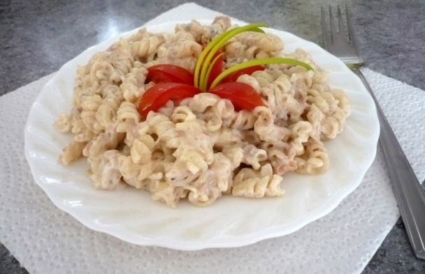 Cestovinový šalát s tuniakom (fotorecept) - obrázok 6