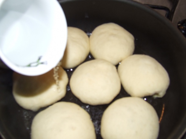 Parené pečené buchty na panvici (fotorecept) - obrázok 4