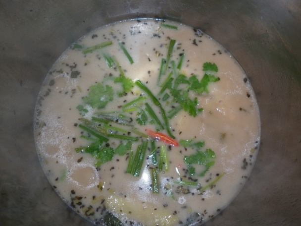 Tom Kha Gai - Kuracia polievka s kokosovým mliekom (fotorecept) - obrázok 5