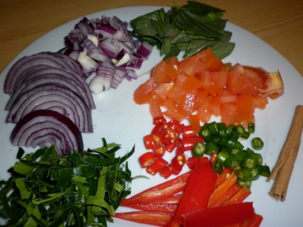 Panaeng Kai - kuracie mäso v červenom karí (fotorecept) - obrázok 2