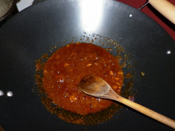 Panaeng Kai - kuracie mäso v červenom karí (fotorecept) - obrázok 4