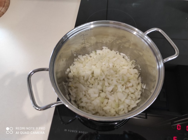 Hovädzí guláš (fotorecept) - obrázok 3