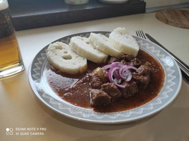 Maďarský guláš - obrázok 5