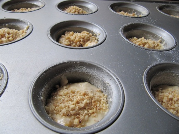 Muffiny so žltými slivkami (fotorecept) - obrázok 4