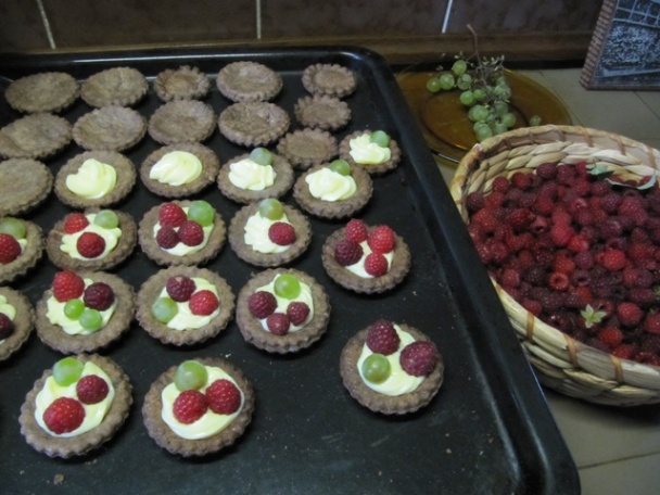 Kakaové košíčky s drobným jesenným ovocím (fotorecept) - obrázok 7