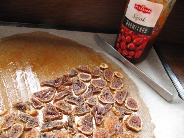 Medovníkový koláč s figami (fotorecept) - obrázok 7