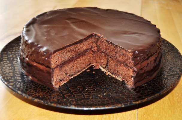 Čokoládovo-čokoládová torta - obrázok 8