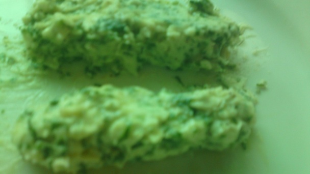 Kyjevský kotlet v mojej úprave /fotorecept/ - obrázok 2