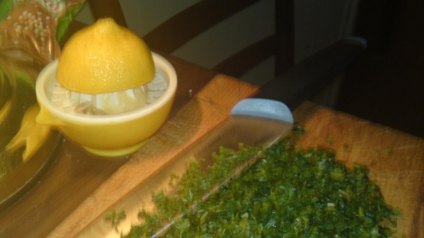 Pečený voňavý pstruh s pikantnou omáčkou (fotorecept) - obrázok 3