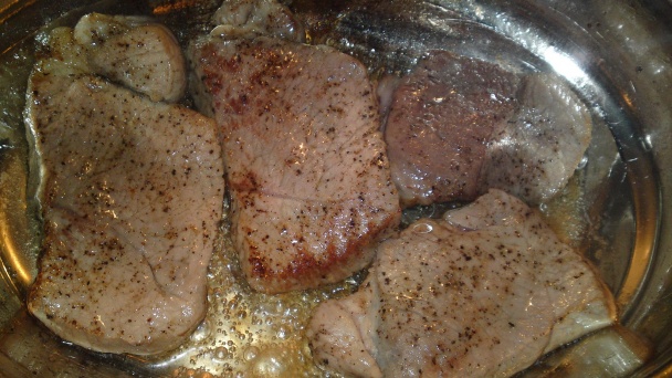 Pečené bravčové pliecko s voňavou krustou (fotorecept) - obrázok 4