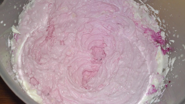 Ružové vanilkové rezy s broskyňou (fotorecept) - obrázok 6