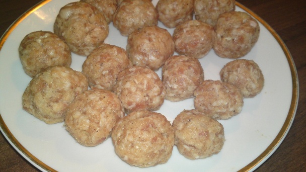 Mäsovo- syrové knedličky do polievky - obrázok 2