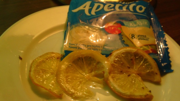 Kolienka v pikantnej syrovej omáčke s kúskami skaramelizovaného citróna (fotorecept) - obrázok 3