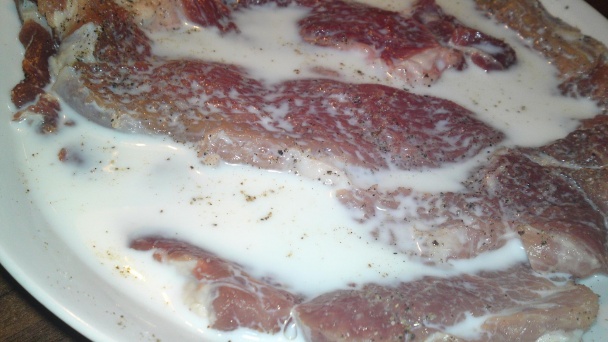 Bravčové plátky na slanine s dubákmi a mrkvou (fotorecept) - obrázok 2