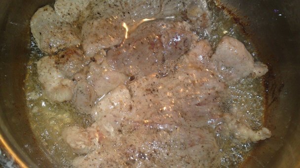 Bravčové plátky na slanine s dubákmi a mrkvou (fotorecept) - obrázok 8