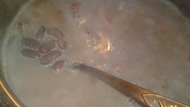 Celkom obyčajná fazuľová polievka na kyslo (fotorecept) - obrázok 2