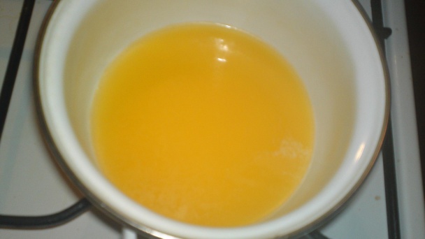 Domáce biele tukové rohlíky so sezamom (fotorecept) - obrázok 1