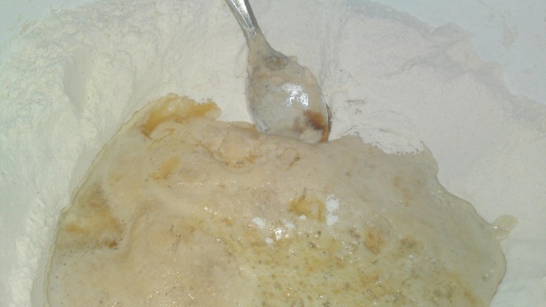 Domáce biele tukové rohlíky so sezamom (fotorecept) - obrázok 3