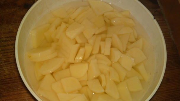 Chrumkavá pečeň s plátkami jablka a pomaranča (fotorecept) - obrázok 6