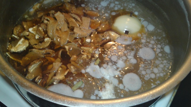 Polievka z dubákov a vývaru z údeného (fotorecept) - obrázok 6