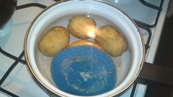 Nové zemiaky s petržlenovou vňaťou a cibuľkou (fotorecept) - obrázok 2