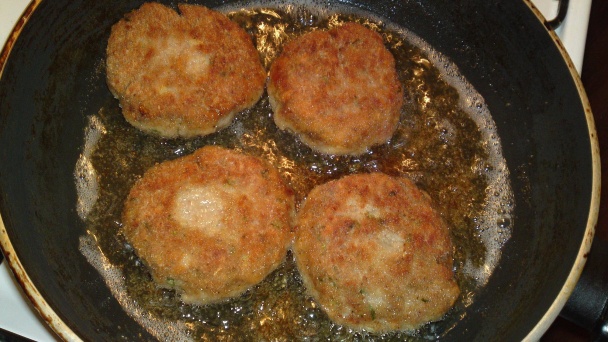 Fašírky s čubricou a zemiakovou kašou (fotorecept) - obrázok 12