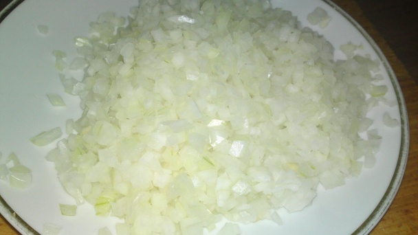 Letná omáčka zo žltej maslovej fazuľky s kôprom a bravčovým perkeltom na vrchu (fotorecept) - obrázok 3