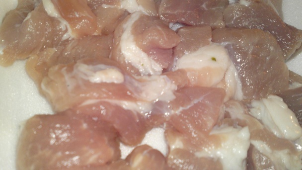 Letná omáčka zo žltej maslovej fazuľky s kôprom a bravčovým perkeltom na vrchu (fotorecept) - obrázok 9