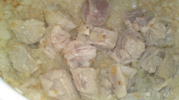 Letná omáčka zo žltej maslovej fazuľky s kôprom a bravčovým perkeltom na vrchu (fotorecept) - obrázok 11