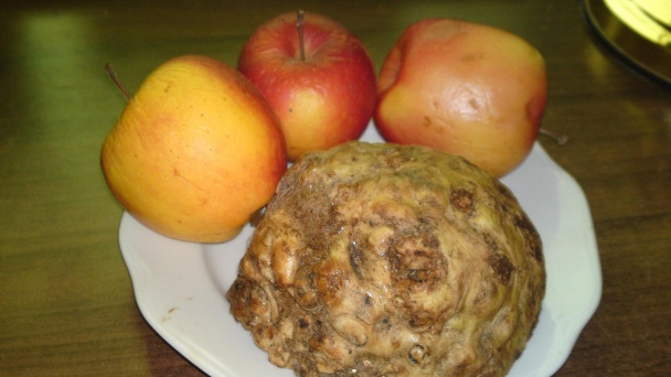 Jablkovo-zelerová nátierka s orechami (fotorecept) - obrázok 1